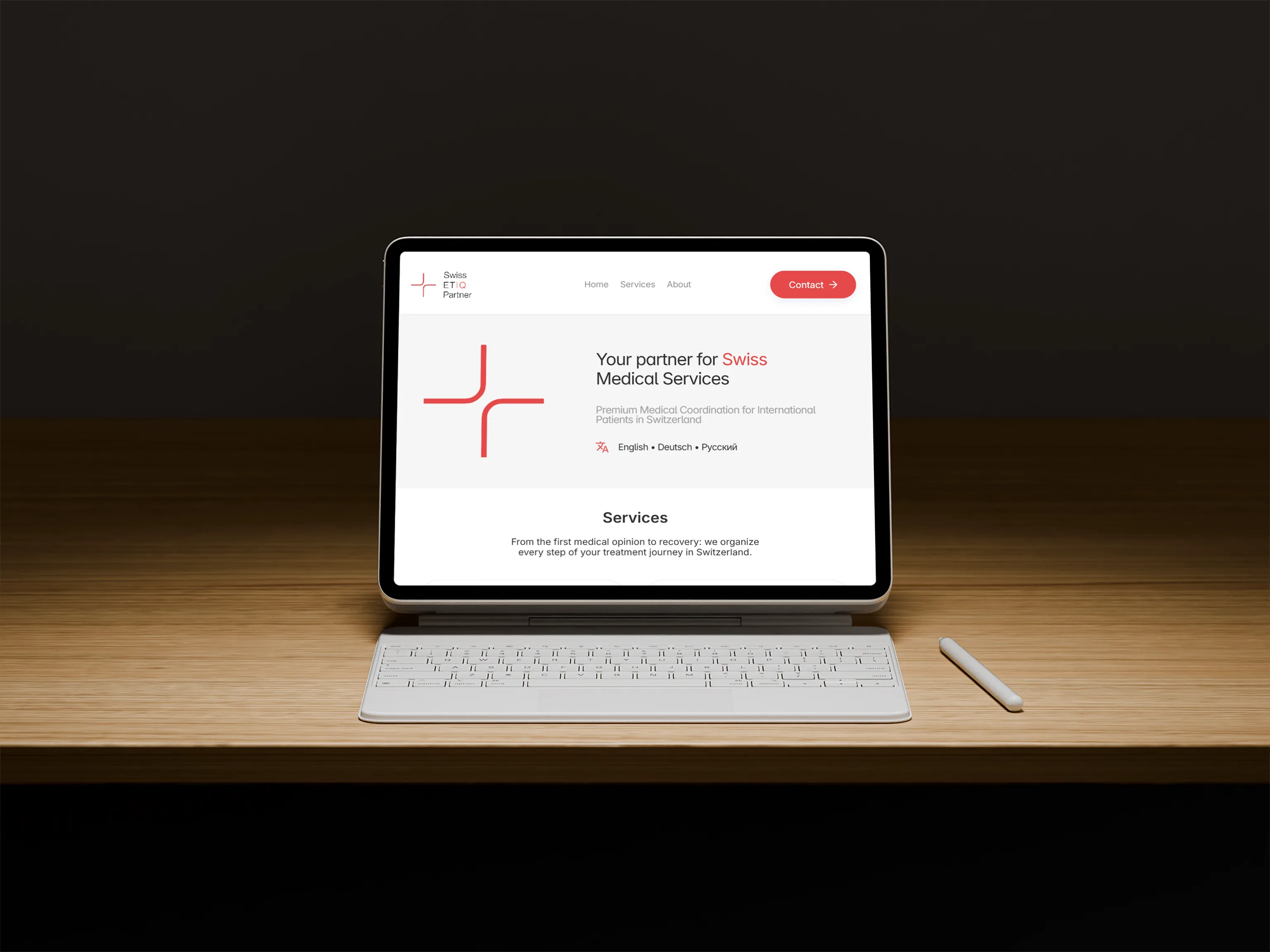 Swiss ETIQ Partner – Website auf einem iPad