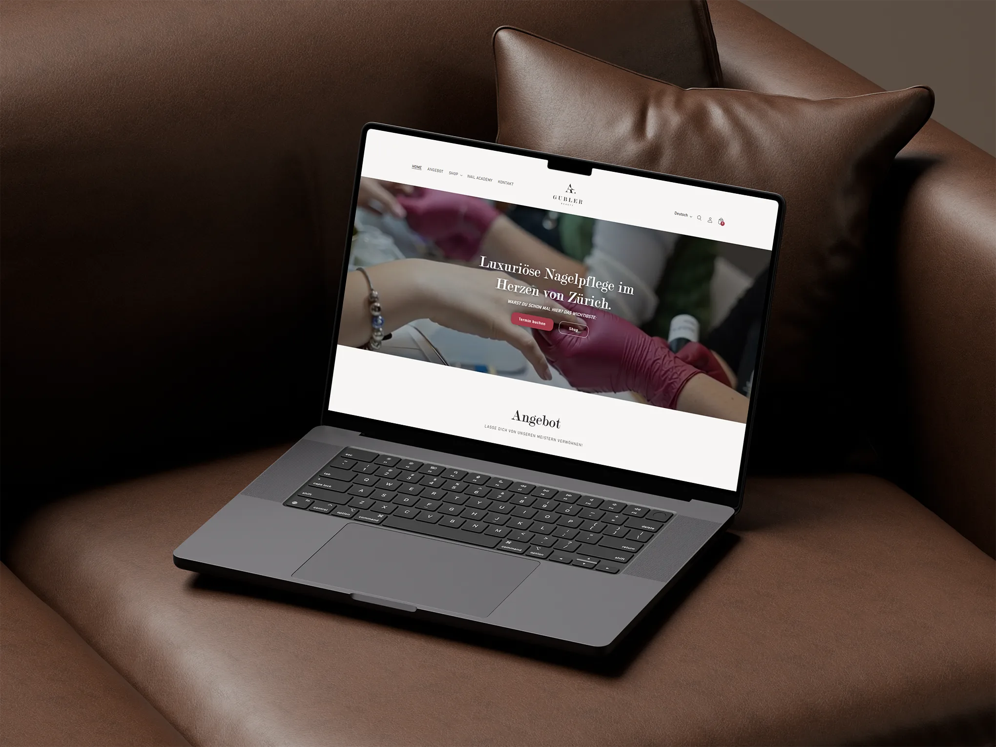 Die neue Website von A. Gubler Beauty auf einem Laptop